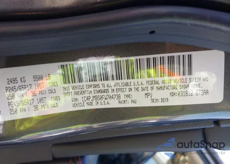 2015 Jeep Cherokee Trailhawk z USA, uszkodzony, nr VIN 1C4PJMBS0FW704738